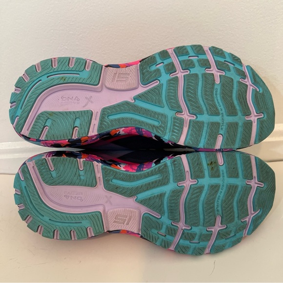 brooks ghost 15 women’s Athletic Shoes Sneakers 10 Wide Blue Pink Purple - Picture 13 of 13